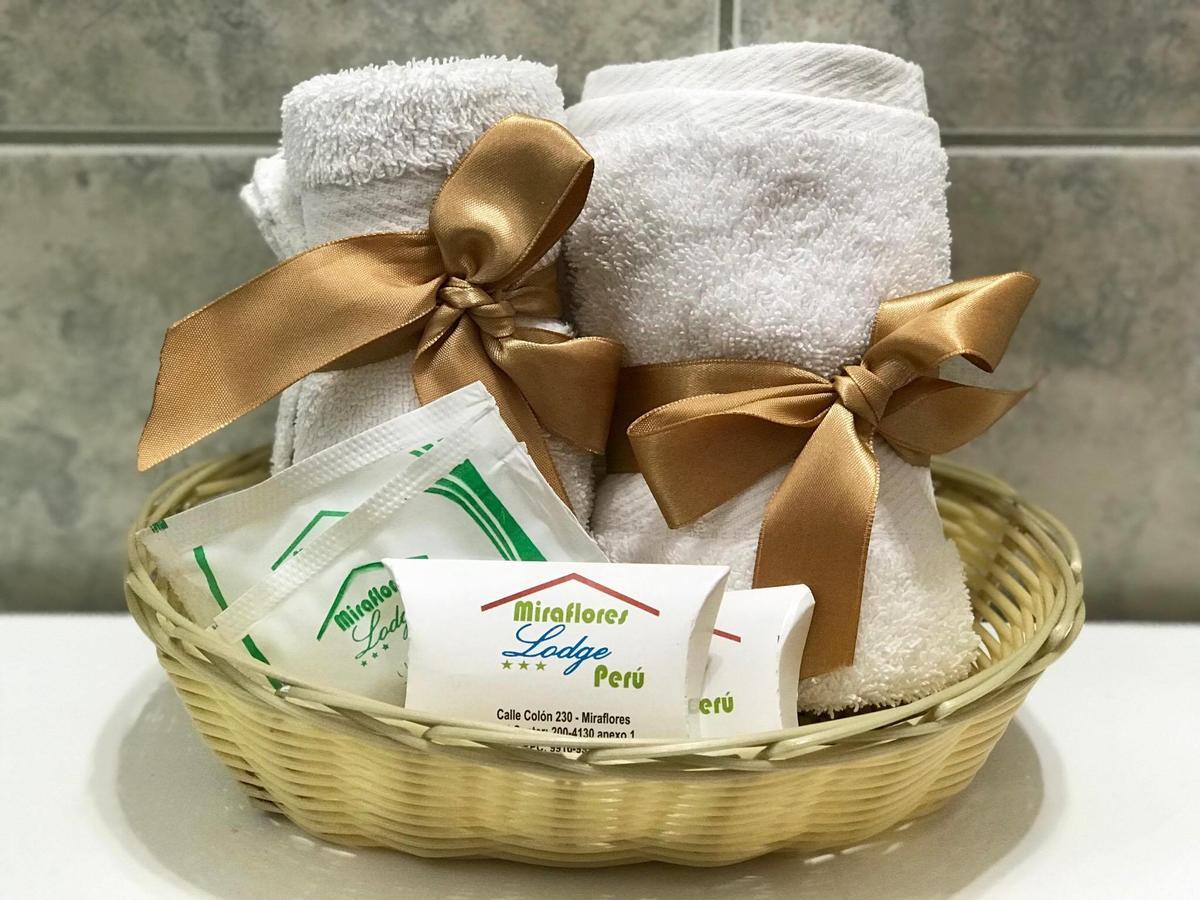 Hotel Miraflores Lodge Лима Екстериор снимка