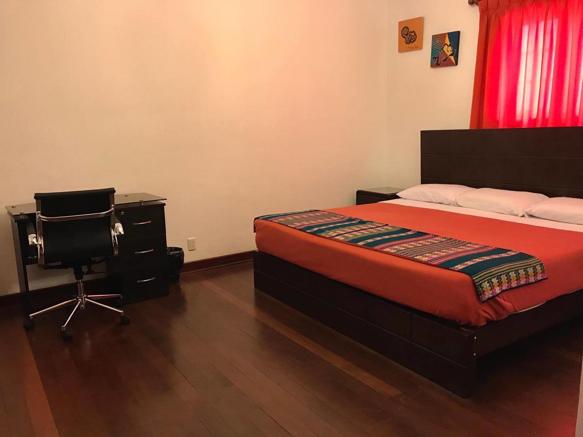 Hotel Miraflores Lodge Лима Екстериор снимка